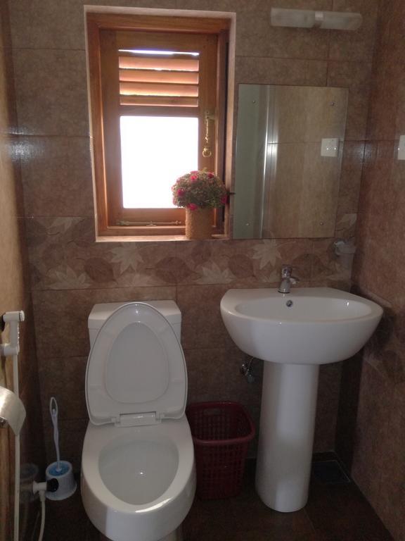 Bianco Terrace Hotel Негомбо Екстериор снимка